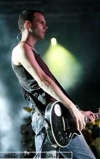 OMG it`s true: placebo is GAY! - morepillz - Formatii, artisti ... alta muzica