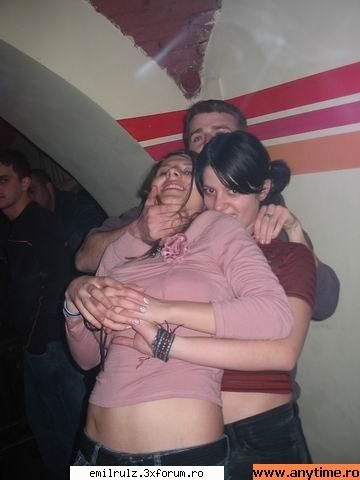 me and 2 friends postati-va pozele (din nou)