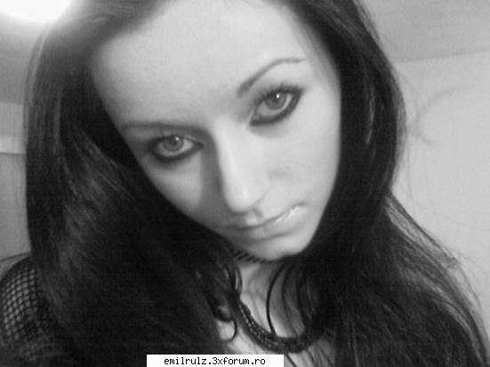 Postati-va pozele (din nou) - hmm...this is me:D - Nimicuri